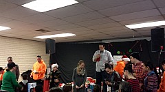 2014-12-20 - Bus Christmas Party (7)
